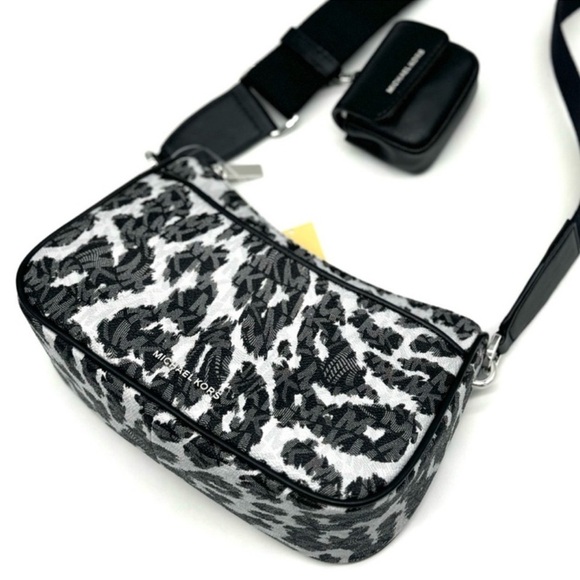 Michael Kors Jet Set Medium Leopard Logo Crossbody Bag w AirPods Case and Wallet - Picture 5 of 15